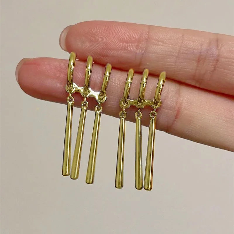 Claw Drop Earrings