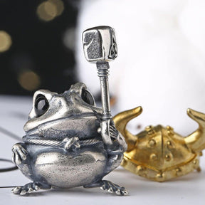 Retro Silver Frog Pendant Necklace - zuzumia