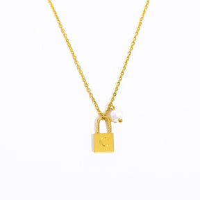 Initial Letter Lock Pearl Necklace - zuzumia