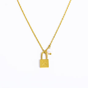 Initial Letter Lock Pearl Necklace - zuzumia