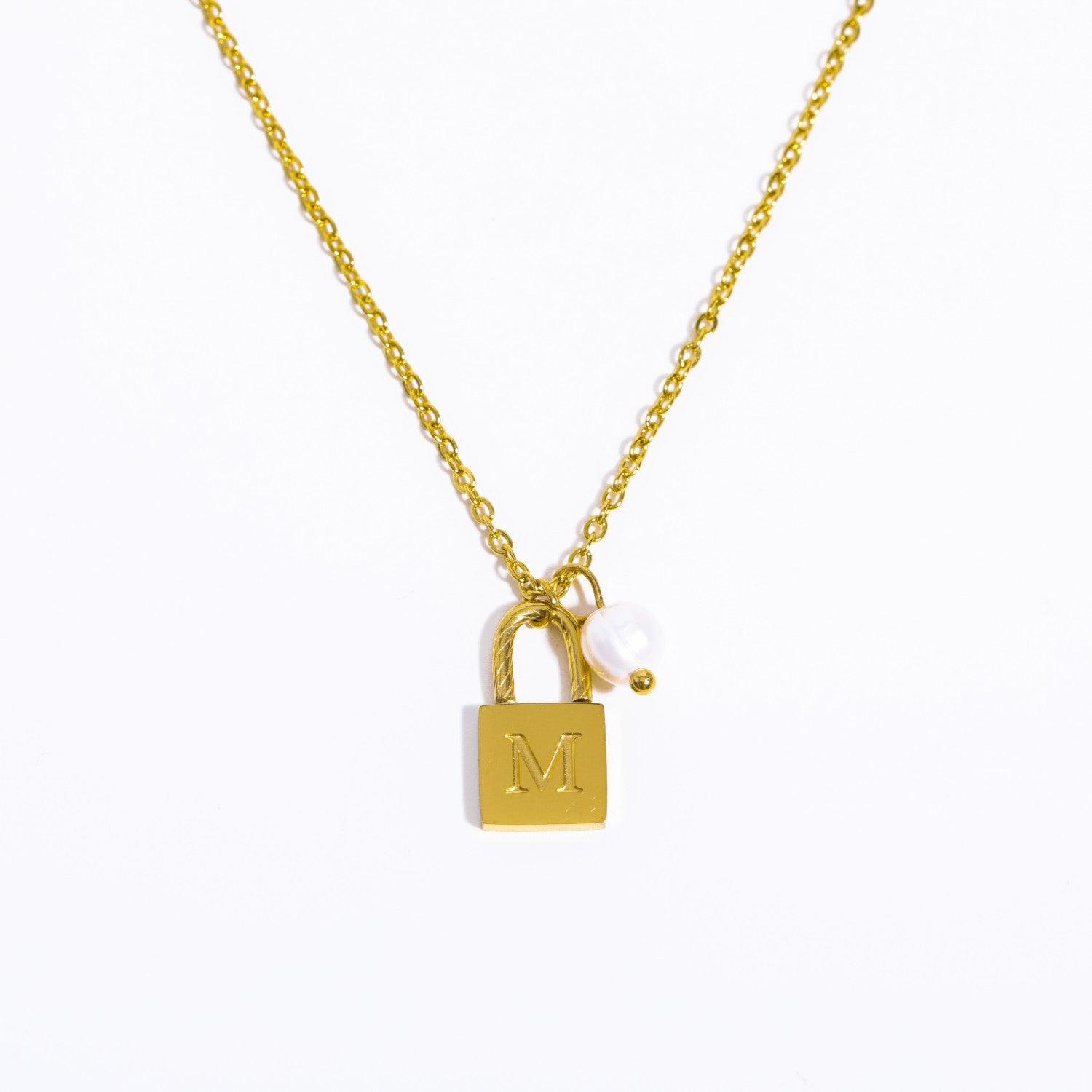 Initial Letter Lock Pearl Necklace - zuzumia