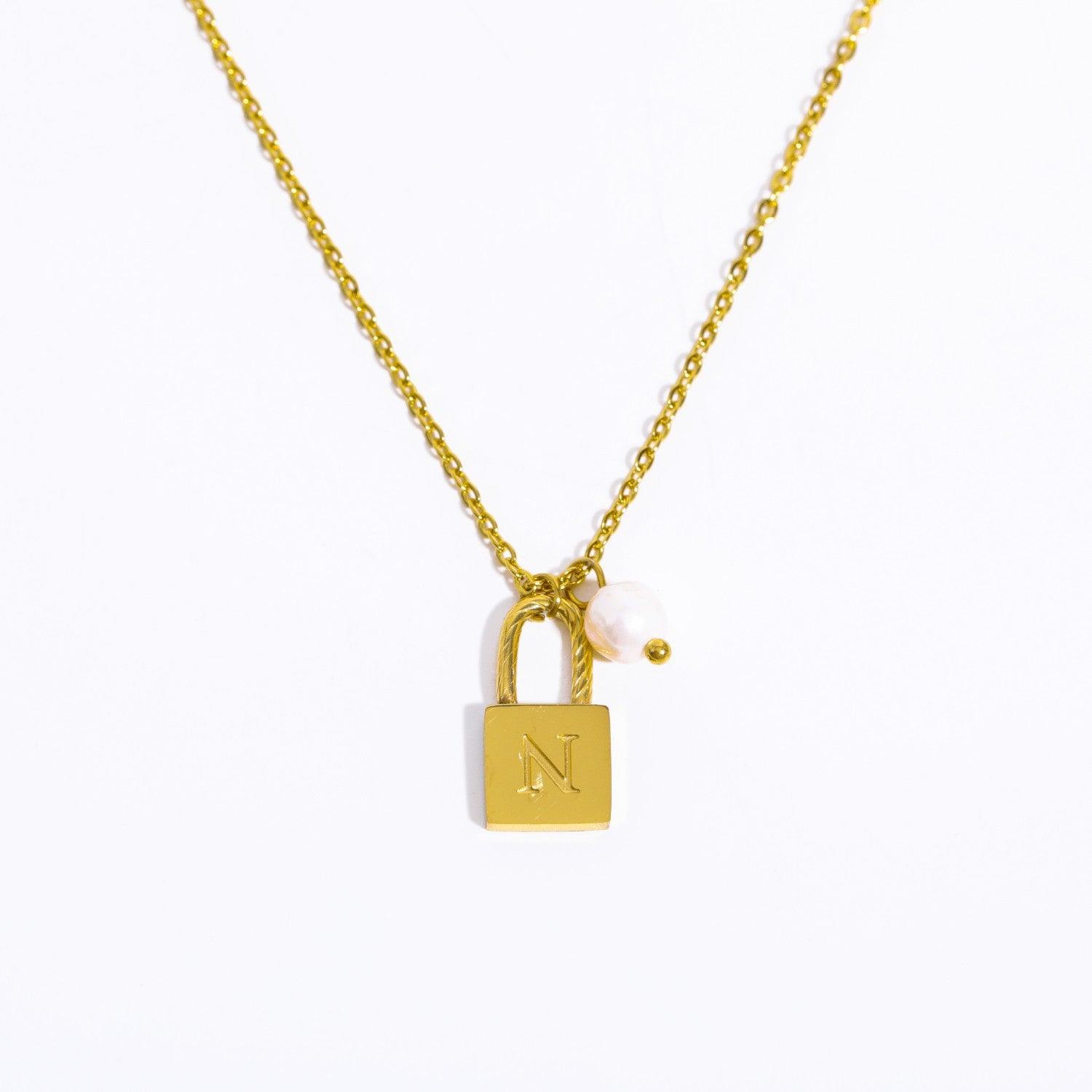 Initial Letter Lock Pearl Necklace - zuzumia