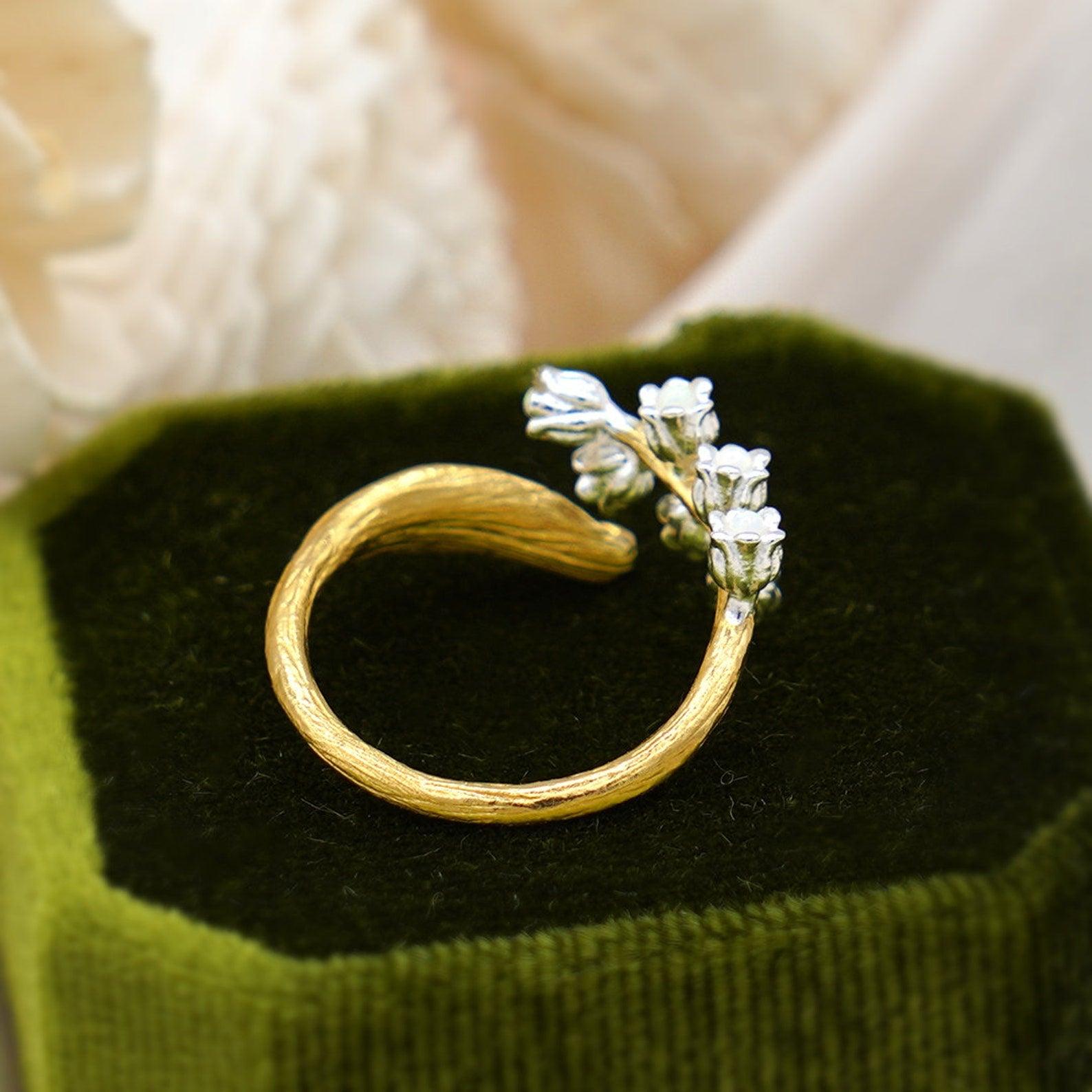 Lily of The Valley Flower Ring - zuzumia