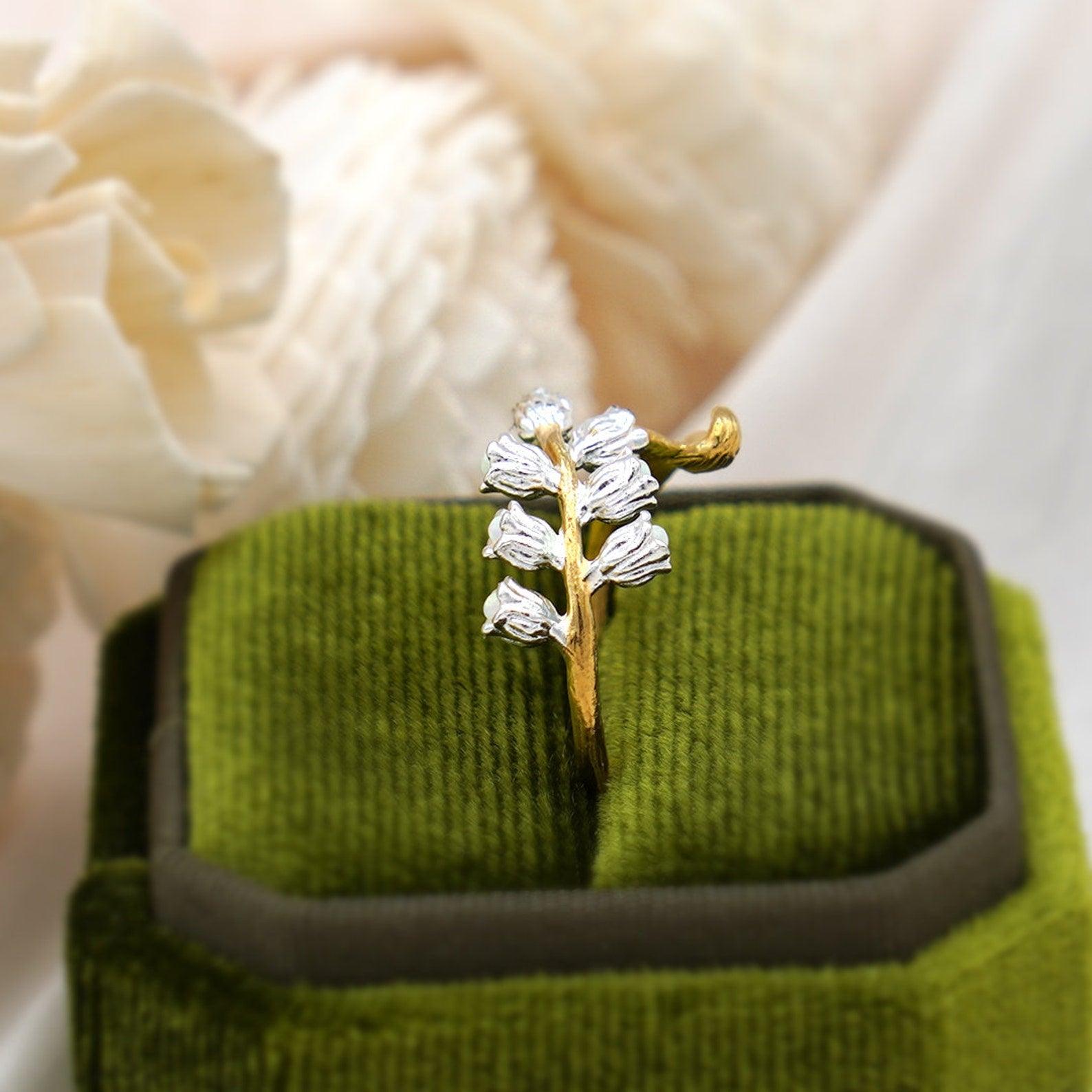 Lily of The Valley Flower Ring - zuzumia