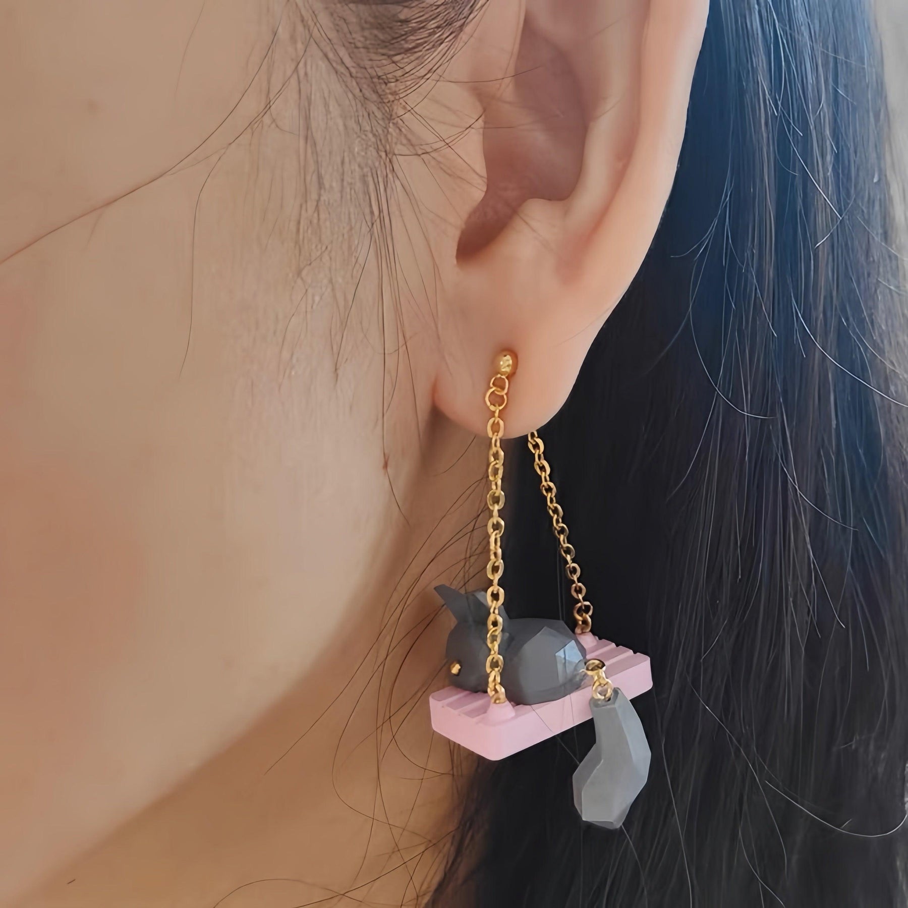 Creative 3D Cartoon Fox Cat Swing Earrings - zuzumia