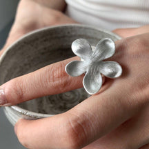 Cool Flower Ring - zuzumia