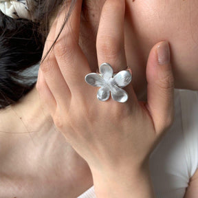 Cool Flower Ring - zuzumia