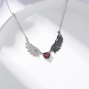 Demo Angel Fight Necklace - zuzumia