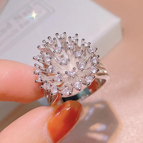 Glittering Zircon Ring - zuzumia