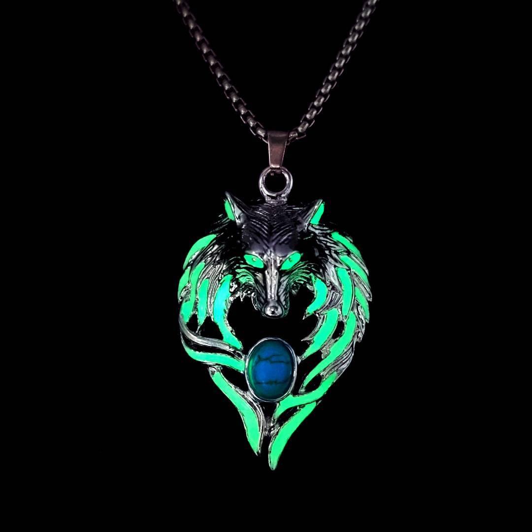 Luminous Wolf Head Necklace - zuzumia