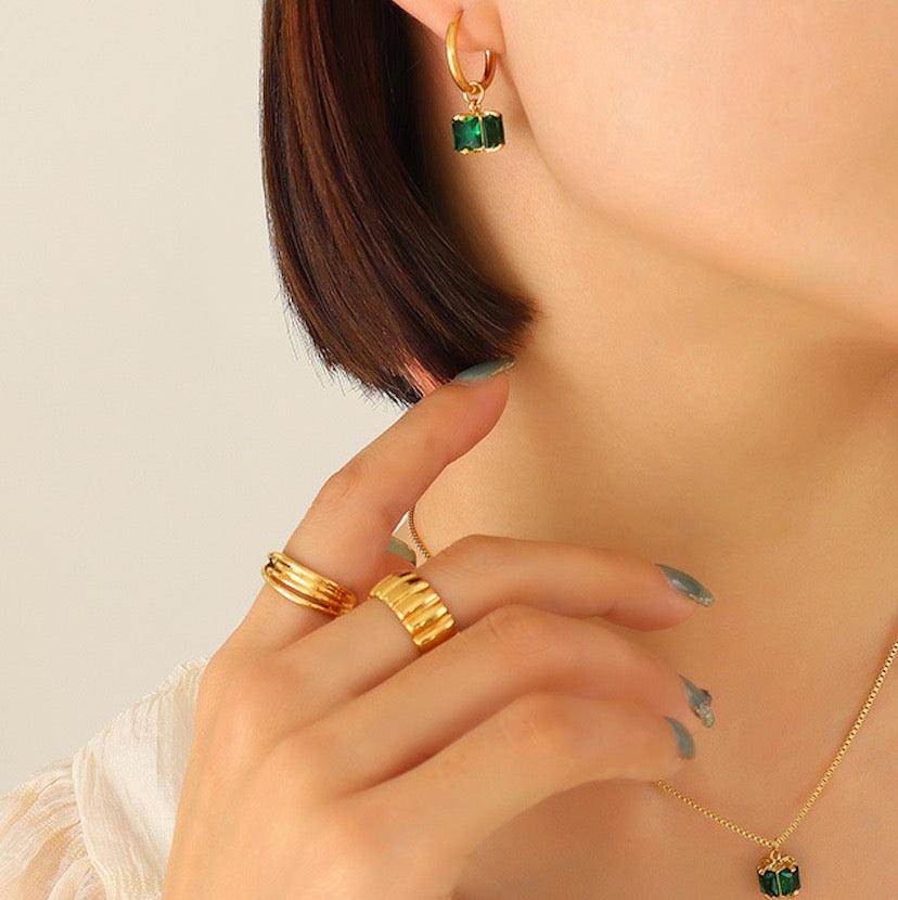 Green Zircon Pendant Necklace & Hoop Earrings - zuzumia