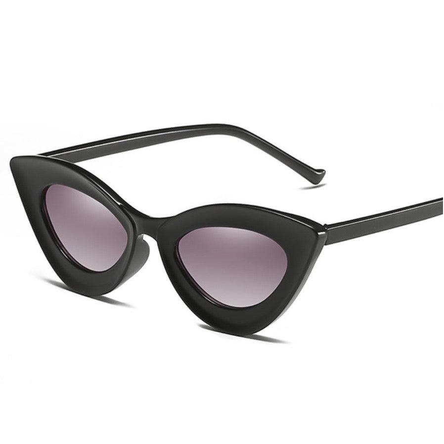 Vintage Cat Eye Women's Sunglasses - zuzumia