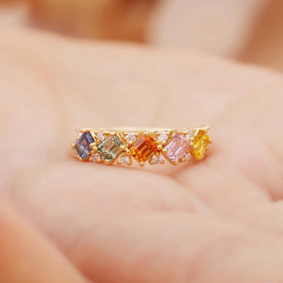 Multi-stone Ombre Ring - zuzumia