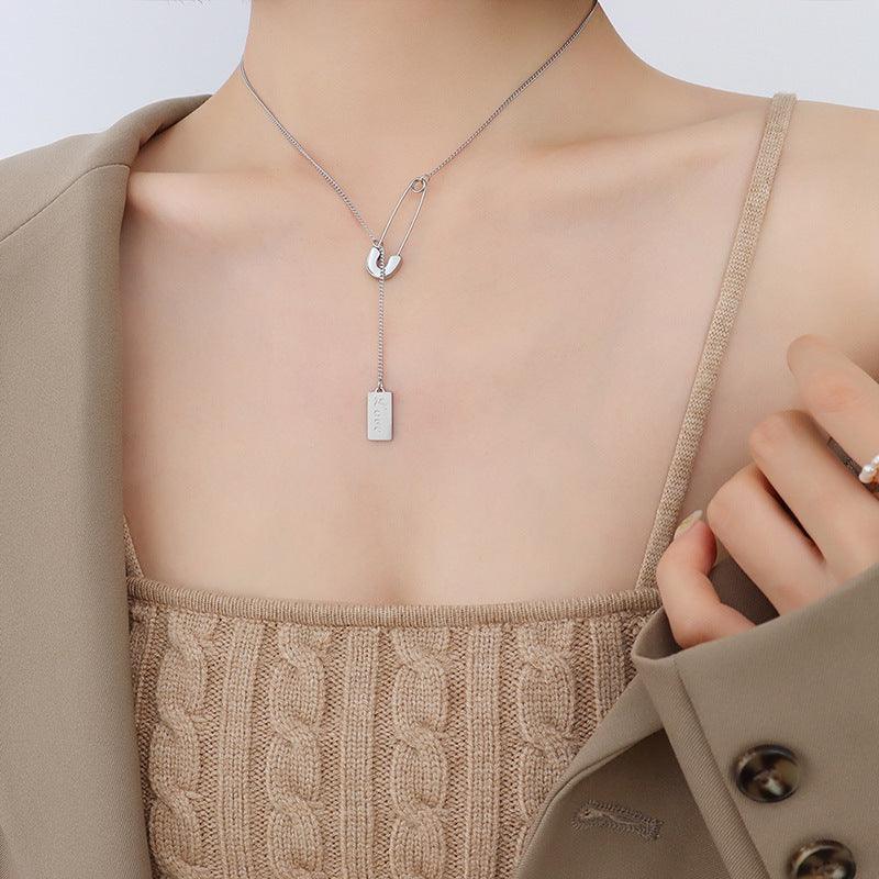 Clip Love Letter Necklace - zuzumia