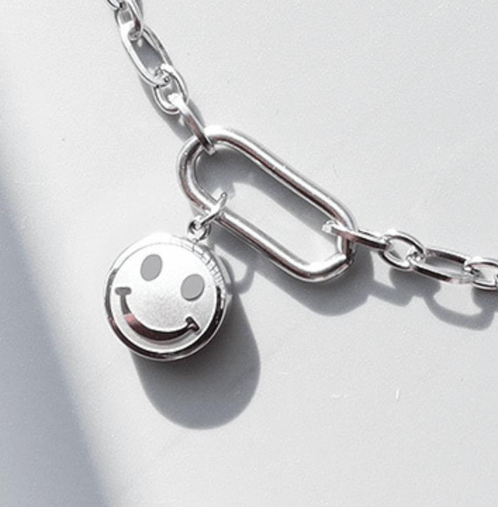 Smiley Face Bracelet - zuzumia