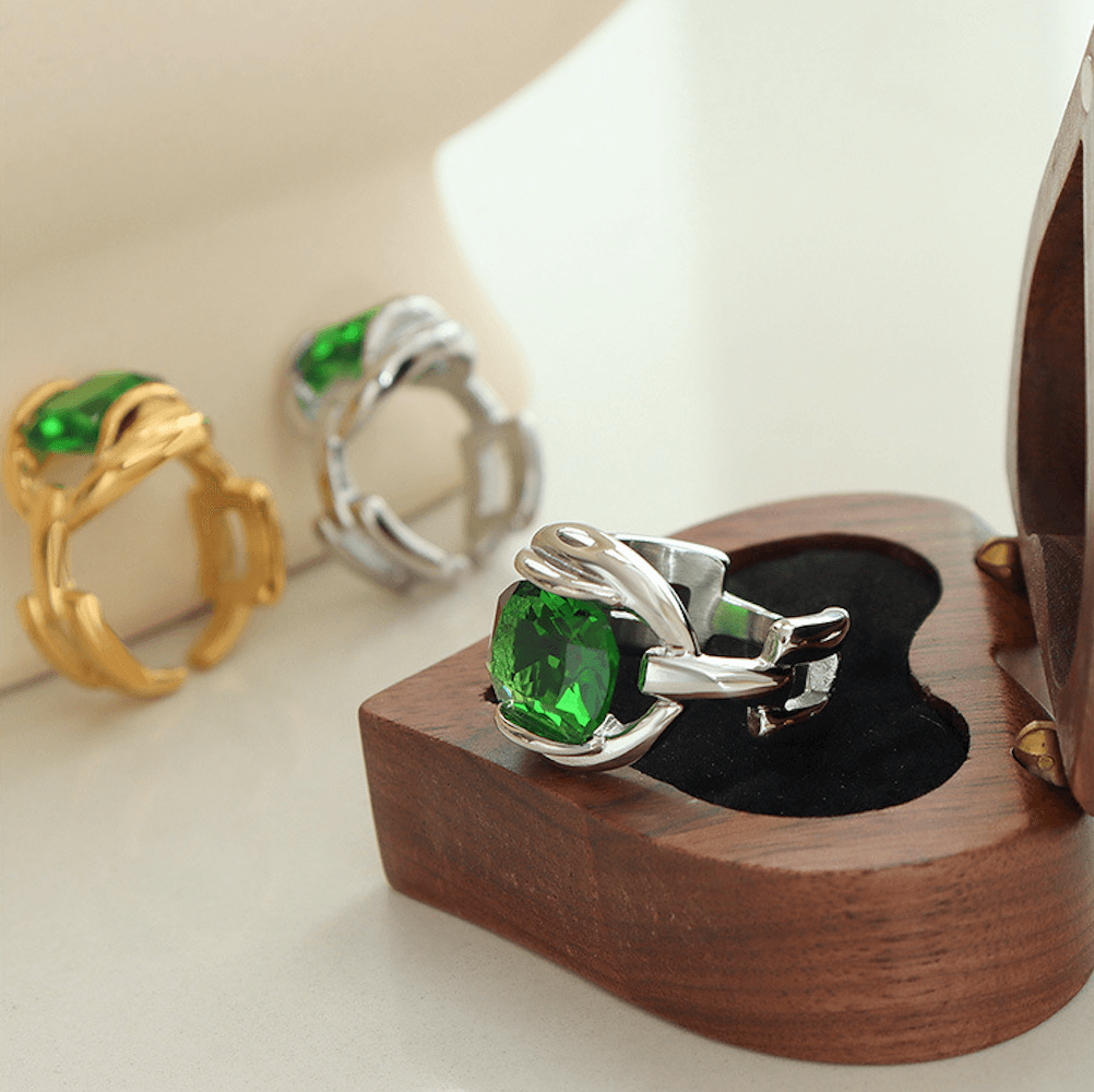 Delicate Sparkling Emerald Crystal Stone Ring - zuzumia